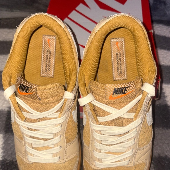 Nike Dunk Low Retro Waffle Wheat Size 8M/9.5W FZ4041-744 - Picture 7 of 11